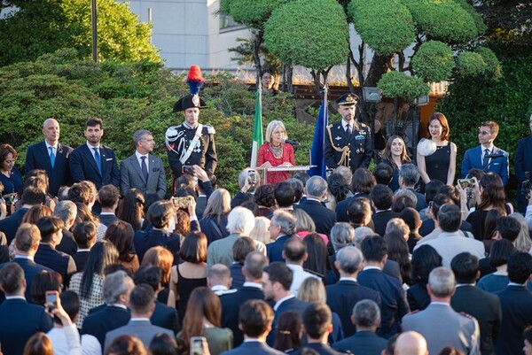 연설하는 에밀리아 가토 주한 이탈리아 대사  [사진=이탈리아대사관]