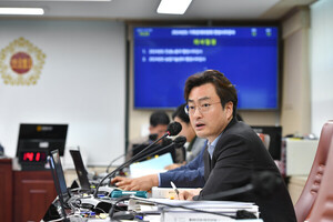 박유진 서울시의원, "감정노동자 권리보호 정책 사실상 폐기한 오세훈 ... - 뉴스 썸네일 이미지